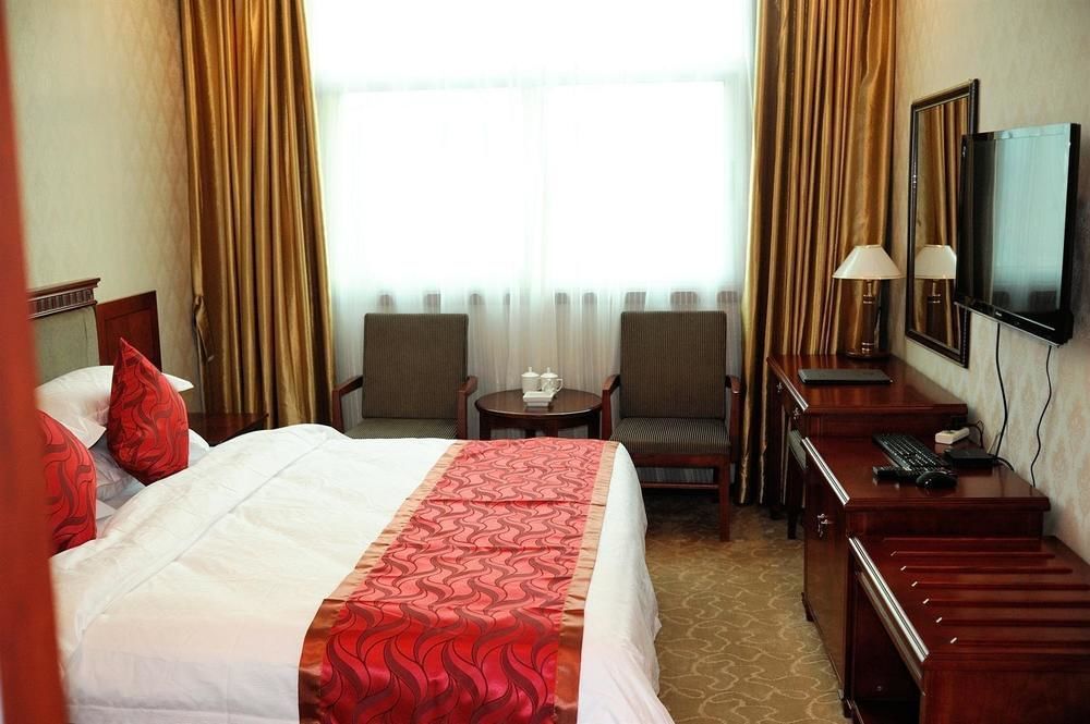 Huatian Grand Hotel Dengfeng Екстер'єр фото